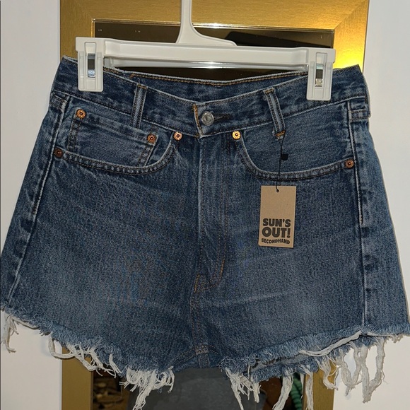 Levi's Pants - Levi’s Denim Frayed Hem Shorts